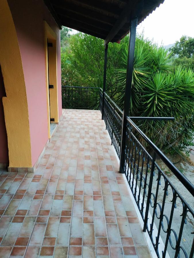 Ferienwohnung Magia'S House Kato Korakiana Exterior foto